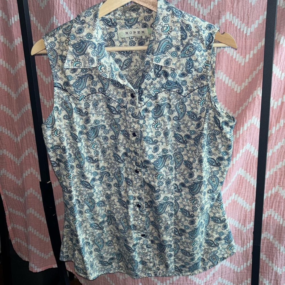 Roper Western Paisley Sleeveless Top